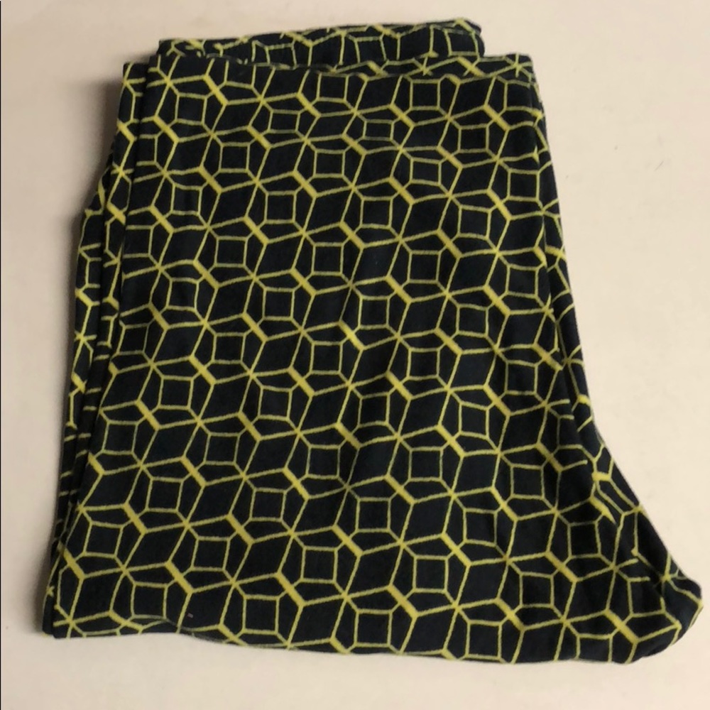 Lularoe Leggings OS Black And Yellow